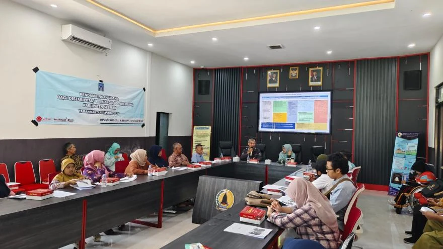 Peserta pendampingan usaha di ruang rapat Kalurahan Tamanmartani